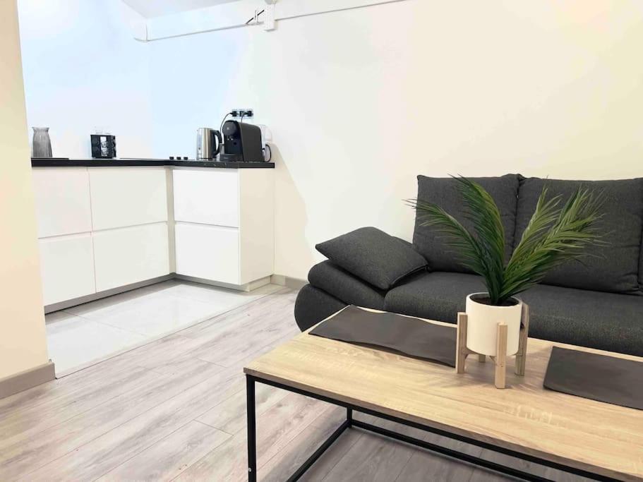 Appartement Chaleureux Proche Rer/ Cdg / Parc Expo Sevran Exterior photo